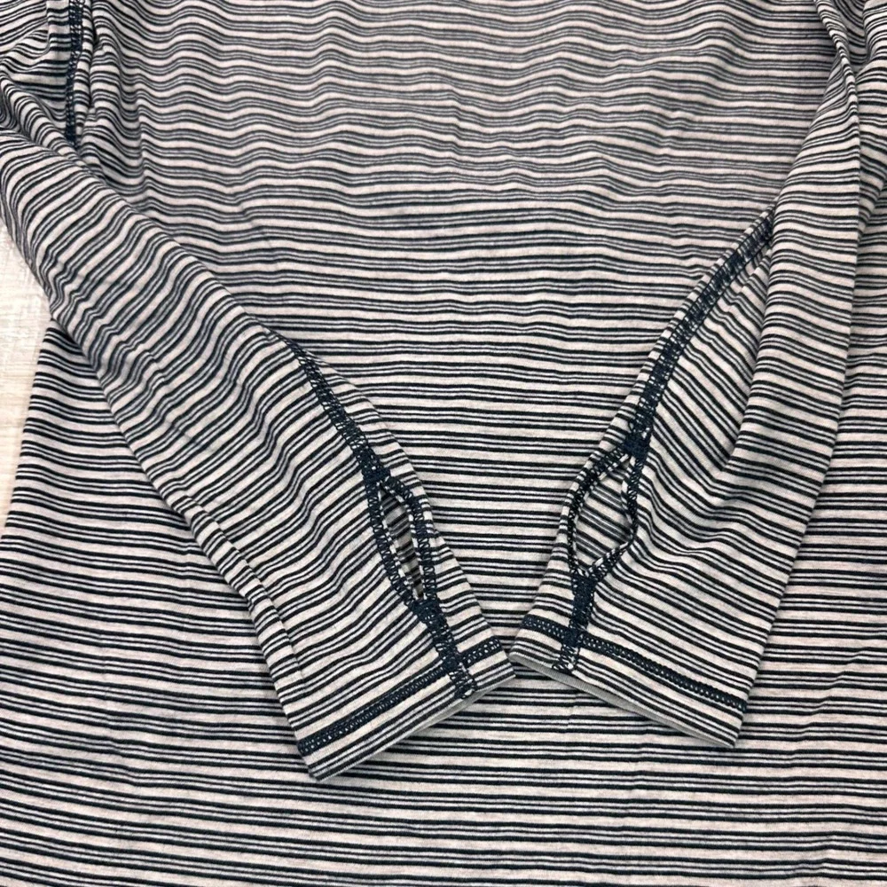 Lululemon Yogini 5 Year Long Sleeve Tee Black Striped Lightweight Pima‎ Cotton 2